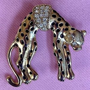 GOLD Rhinestone Leopard Brooch PERFECT CONDITION